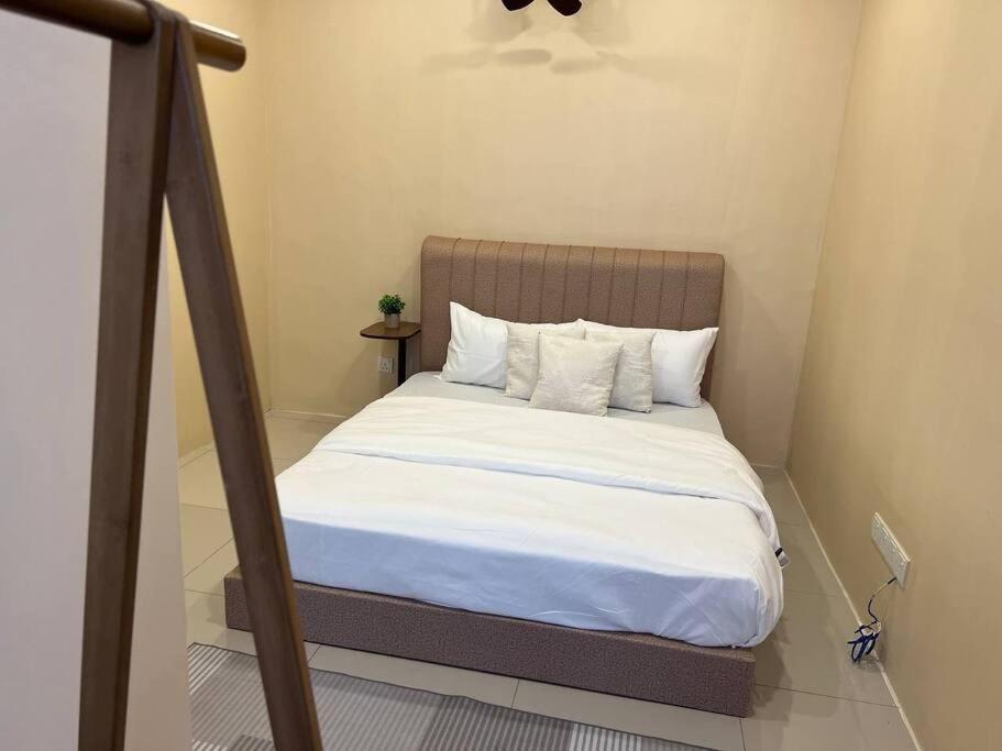 Rumah Saujana Klia Sepang Exterior foto